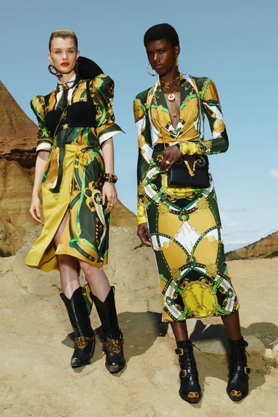 Look 4